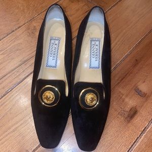 Vintage Gianni Versace Medusa pumps